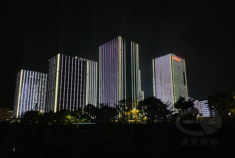 中國鐵建南方（fāng）總部商業綜合（hé）體燈光工程實景圖